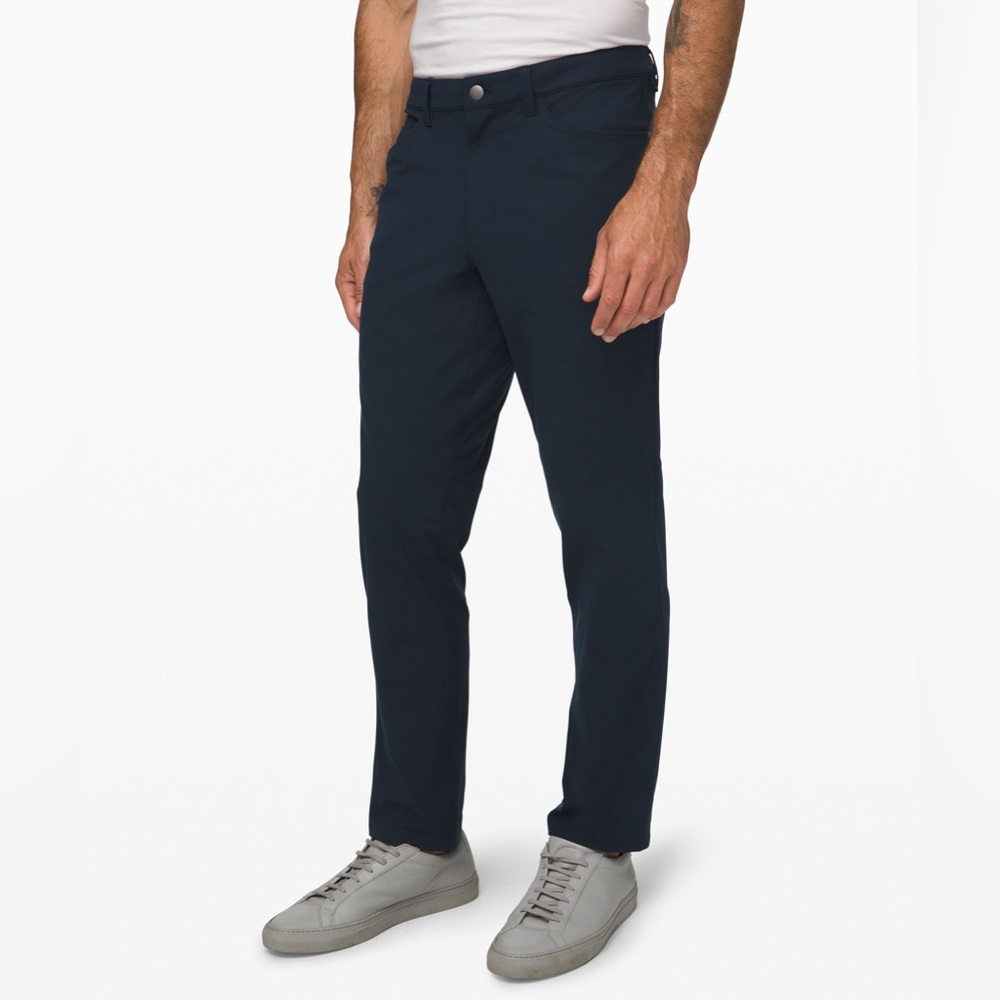 Lululemon Men’s ABC Classic Pants in Navy, size 36x33